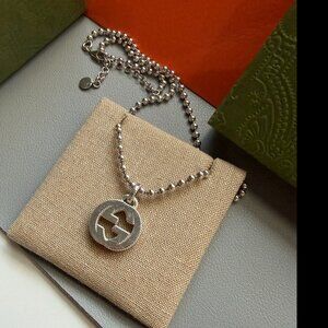 Gucci Ladies Necklace Interlocking G necklace in silver